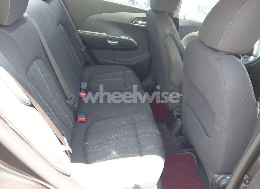 Photo 8 of 2015 Chevrolet Sonic LT AUTO (VIN 1G1JC5SH9F4108042)