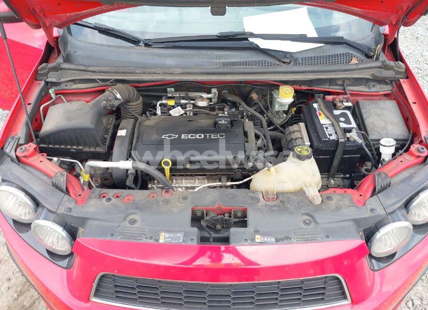 Photo 10 of 2015 Chevrolet Sonic LT AUTO (VIN 1G1JC5SH9F4139887)