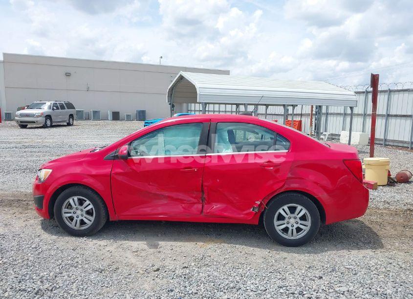 Photo 15 of 2015 Chevrolet Sonic LT AUTO (VIN 1G1JC5SH9F4139887)