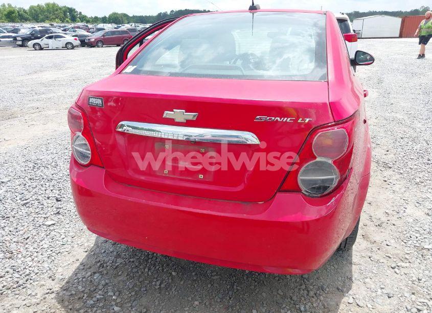 Photo 17 of 2015 Chevrolet Sonic LT AUTO (VIN 1G1JC5SH9F4139887)