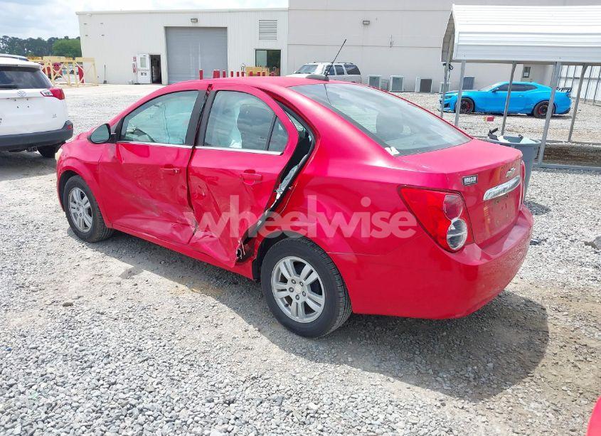 Photo 3 of 2015 Chevrolet Sonic LT AUTO (VIN 1G1JC5SH9F4139887)