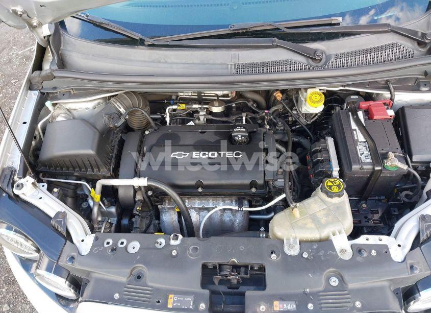 Photo 10 of 2015 Chevrolet Sonic LT AUTO (VIN 1G1JC5SH9F4157919)