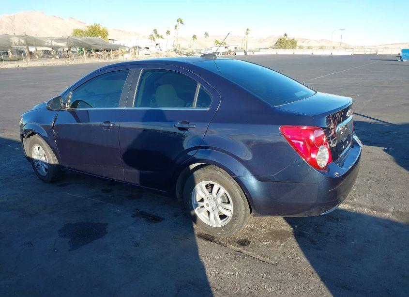 Photo 3 of 2015 Chevrolet Sonic LT AUTO (VIN 1G1JC5SH9F4158326)