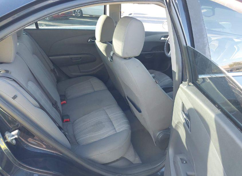 Photo 8 of 2015 Chevrolet Sonic LT AUTO (VIN 1G1JC5SH9F4158326)