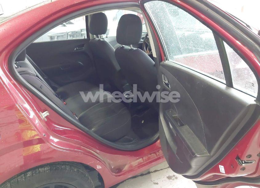 Photo 8 of 2015 Chevrolet Sonic LT AUTO (VIN 1G1JC5SH9F4160044)