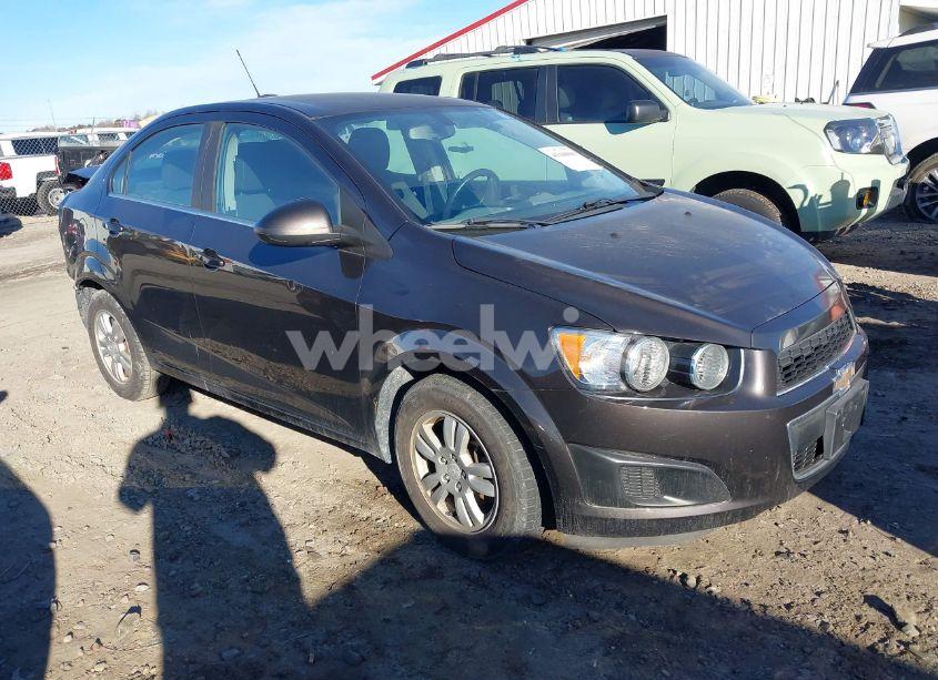 2015 Chevrolet Sonic LT AUTO (VIN 1G1JC5SH9F4160724) main photo