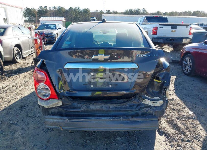 Photo 17 of 2015 Chevrolet Sonic LT AUTO (VIN 1G1JC5SH9F4160724)