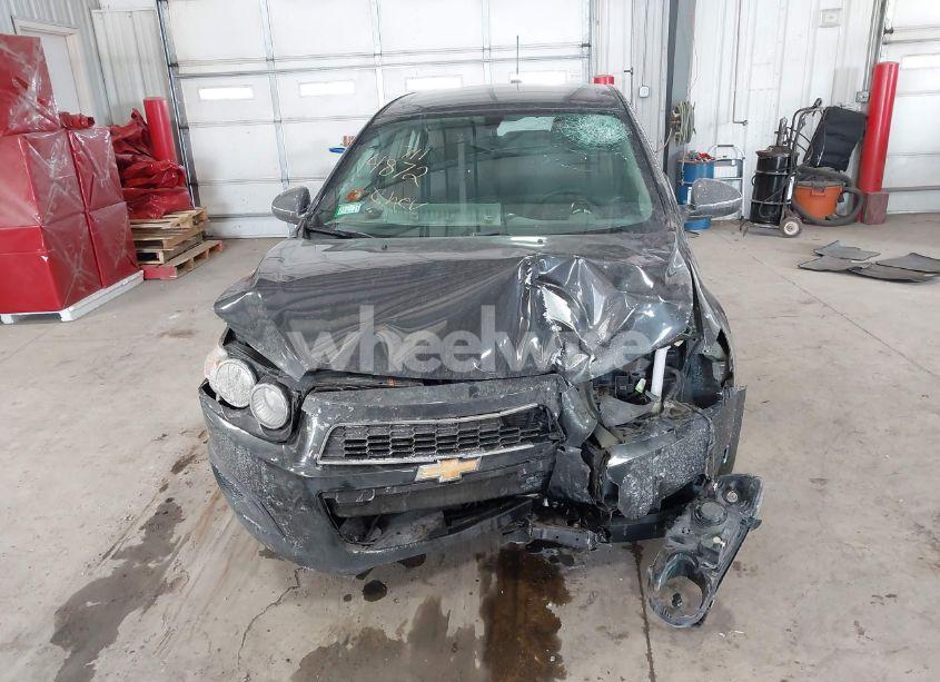 Photo 12 of 2015 Chevrolet Sonic LT AUTO (VIN 1G1JC5SH9F4174588)