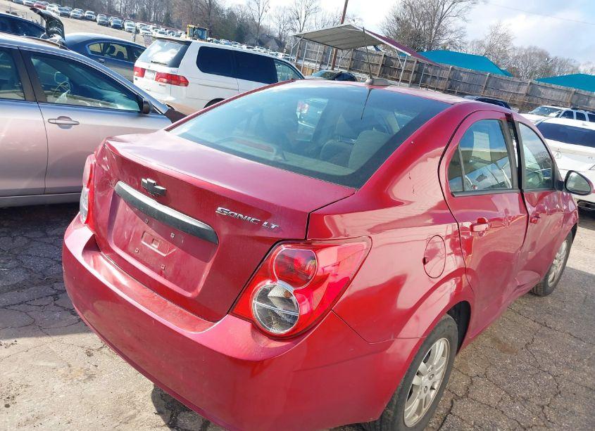 Photo 4 of 2015 Chevrolet Sonic LT AUTO (VIN 1G1JC5SH9F4178608)