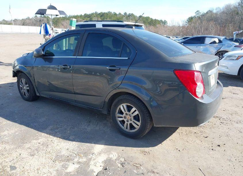 Photo 3 of 2015 Chevrolet Sonic LT AUTO (VIN 1G1JC5SH9F4181900)