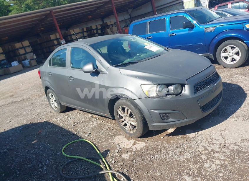 2015 Chevrolet Sonic LT AUTO (VIN 1G1JC5SH9F4198776) main photo