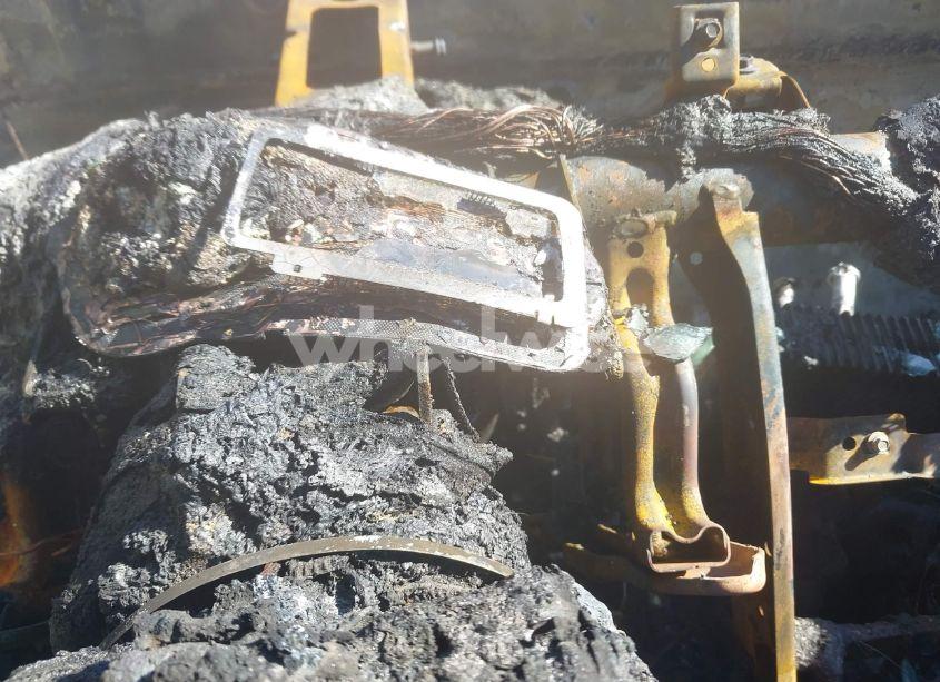 Photo 7 of 2016 Chevrolet Sonic LT AUTO (VIN 1G1JC5SH9G4109533)