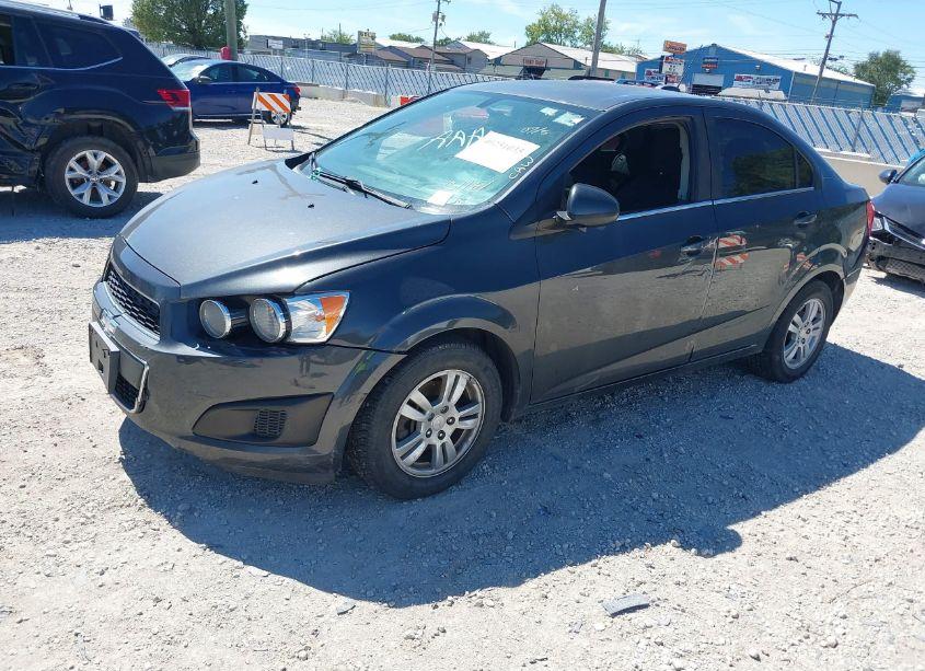 Photo 2 of 2016 Chevrolet Sonic LT AUTO (VIN 1G1JC5SH9G4131161)