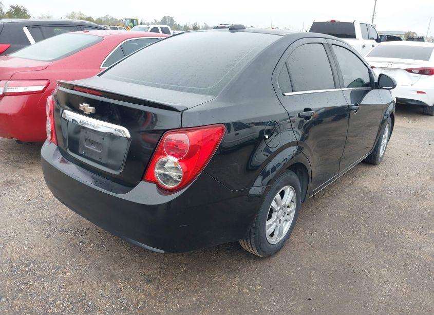 Photo 4 of 2016 Chevrolet Sonic LT AUTO (VIN 1G1JC5SH9G4154956)
