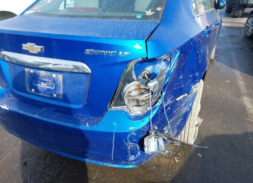 Photo 12 of 2016 Chevrolet Sonic LT AUTO (VIN 1G1JC5SH9G4170221)