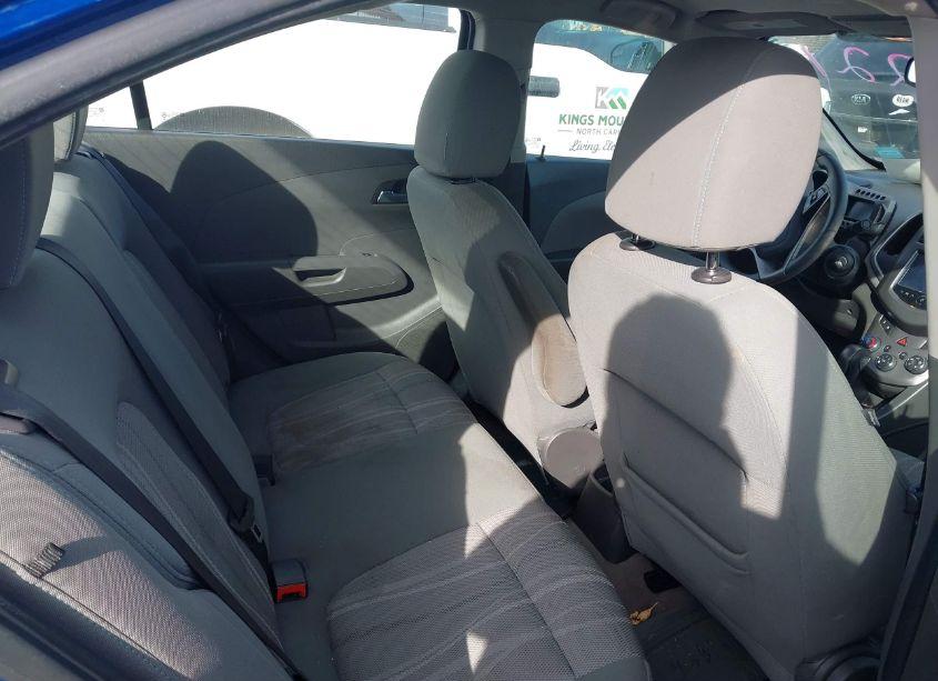 Photo 8 of 2016 Chevrolet Sonic LT AUTO (VIN 1G1JC5SH9G4170221)