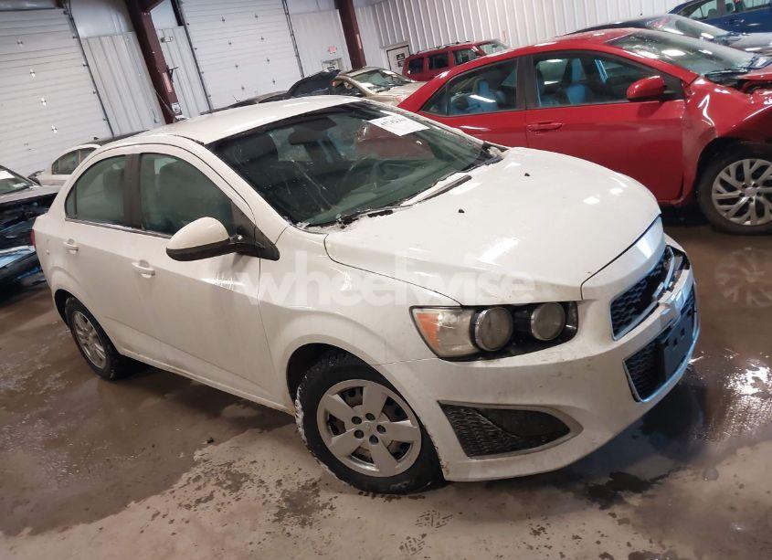 2012 Chevrolet Sonic 2LT (VIN 1G1JC5SHXC4105386) main photo