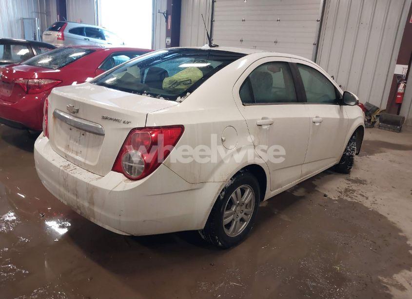 Photo 4 of 2012 Chevrolet Sonic 2LT (VIN 1G1JC5SHXC4105386)