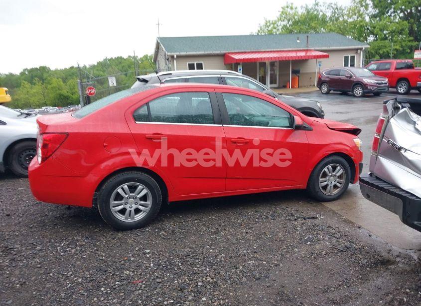 Photo 13 of 2012 Chevrolet Sonic 2LT (VIN 1G1JC5SHXC4119109)