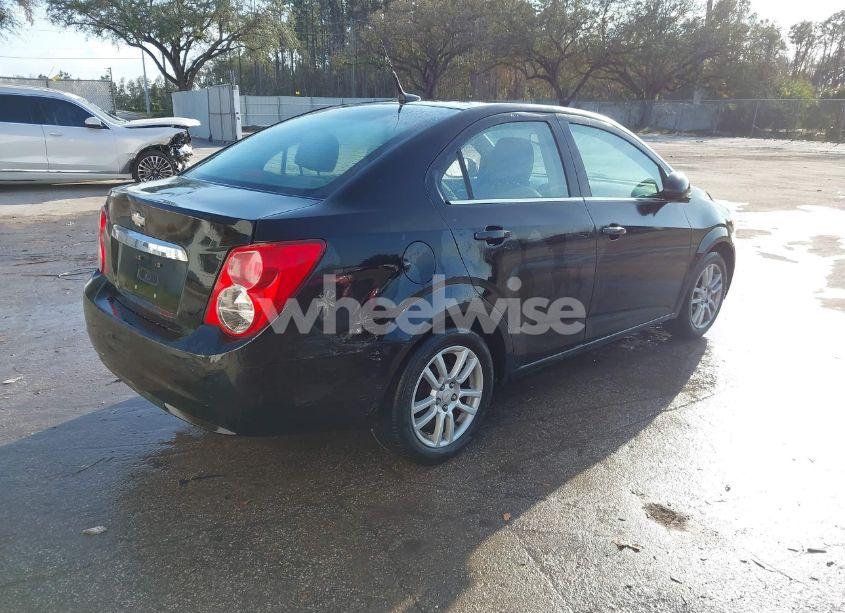 Photo 4 of 2012 Chevrolet Sonic 2LT (VIN 1G1JC5SHXC4142115)