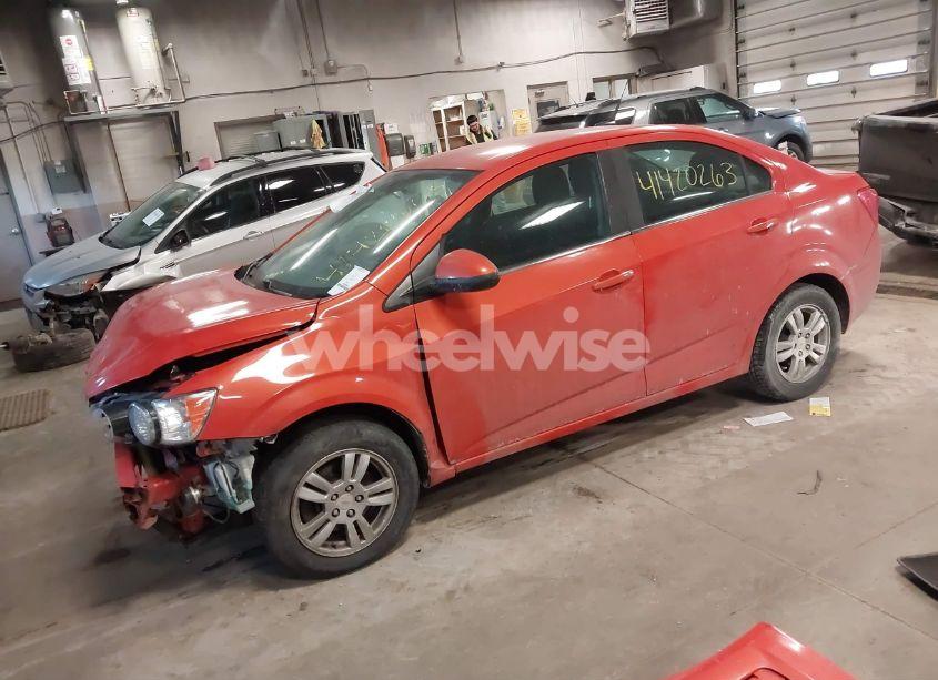 Photo 2 of 2012 Chevrolet Sonic 2LT (VIN 1G1JC5SHXC4142549)