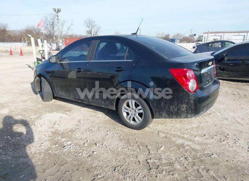 Photo 3 of 2012 Chevrolet Sonic 2LT (VIN 1G1JC5SHXC4163448)
