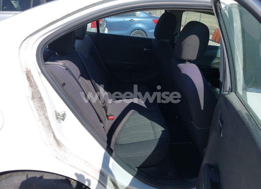 Photo 8 of 2012 Chevrolet Sonic 2LT (VIN 1G1JC5SHXC4222613)