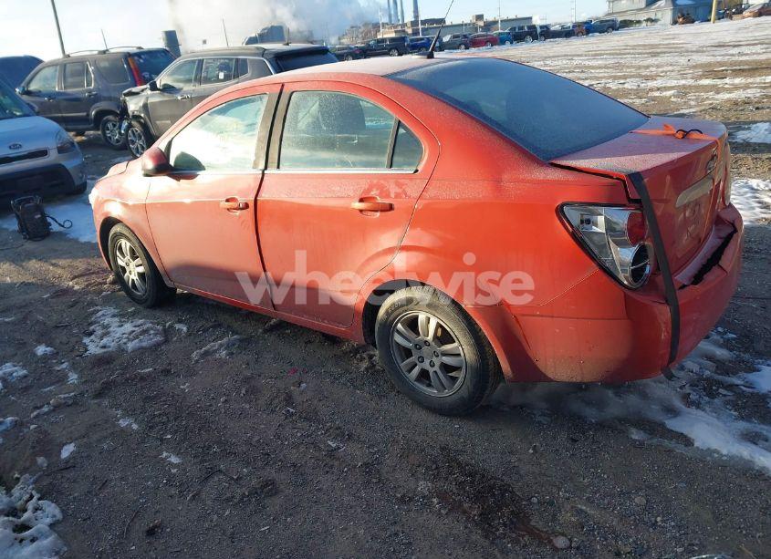 Photo 3 of 2013 Chevrolet Sonic LT AUTO (VIN 1G1JC5SHXD4100397)