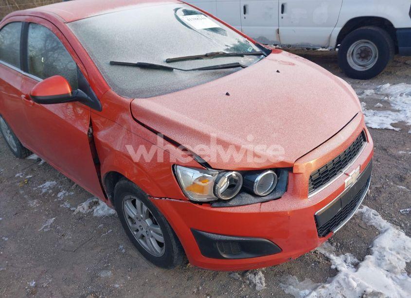 Photo 6 of 2013 Chevrolet Sonic LT AUTO (VIN 1G1JC5SHXD4100397)