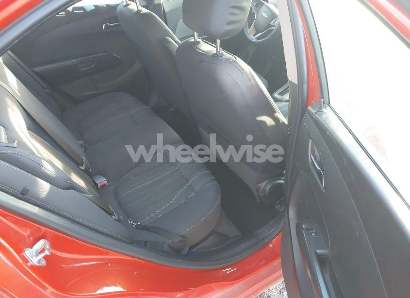 Photo 8 of 2013 Chevrolet Sonic LT AUTO (VIN 1G1JC5SHXD4100397)