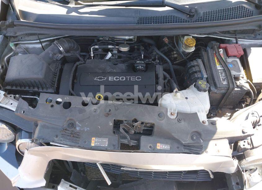 Photo 10 of 2013 Chevrolet Sonic LT (VIN 1G1JC5SHXD4185418)