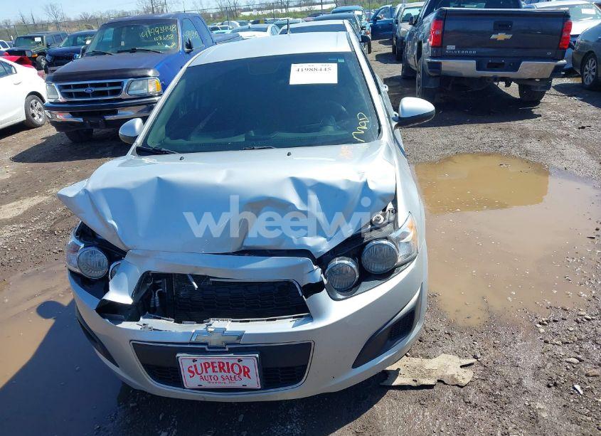 Photo 12 of 2013 Chevrolet Sonic LT (VIN 1G1JC5SHXD4185418)