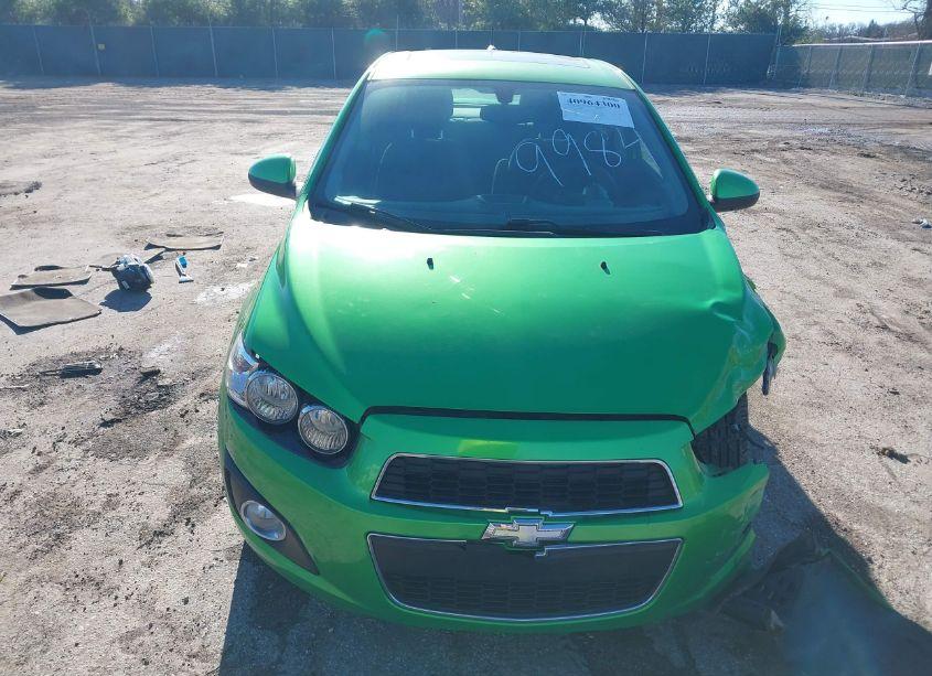 Photo 13 of 2014 Chevrolet Sonic LT AUTO (VIN 1G1JC5SHXE4229984)