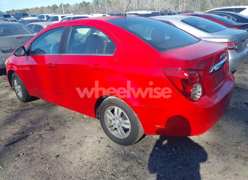 Photo 3 of 2015 Chevrolet Sonic LT AUTO (VIN 1G1JC5SHXF4140742)
