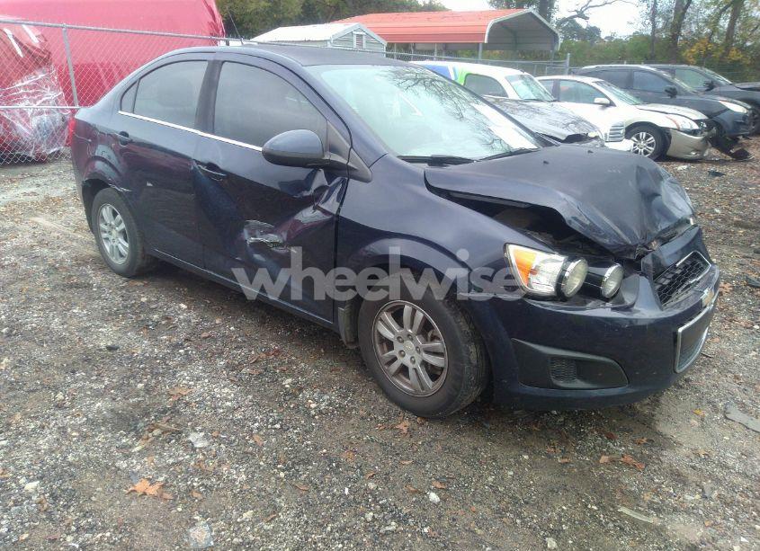 2016 Chevrolet Sonic LT AUTO (VIN 1G1JC5SHXG4120654) main photo