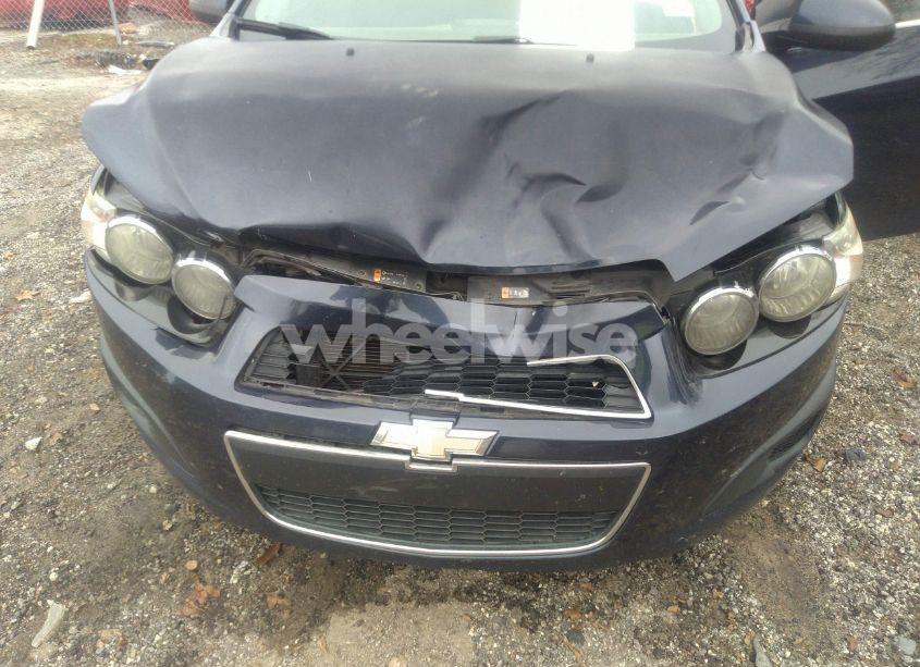 Photo 6 of 2016 Chevrolet Sonic LT AUTO (VIN 1G1JC5SHXG4120654)