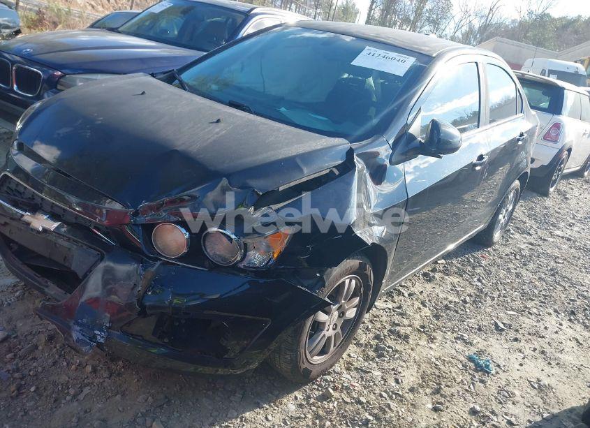 Photo 2 of 2016 Chevrolet Sonic LT AUTO (VIN 1G1JC5SHXG4129984)