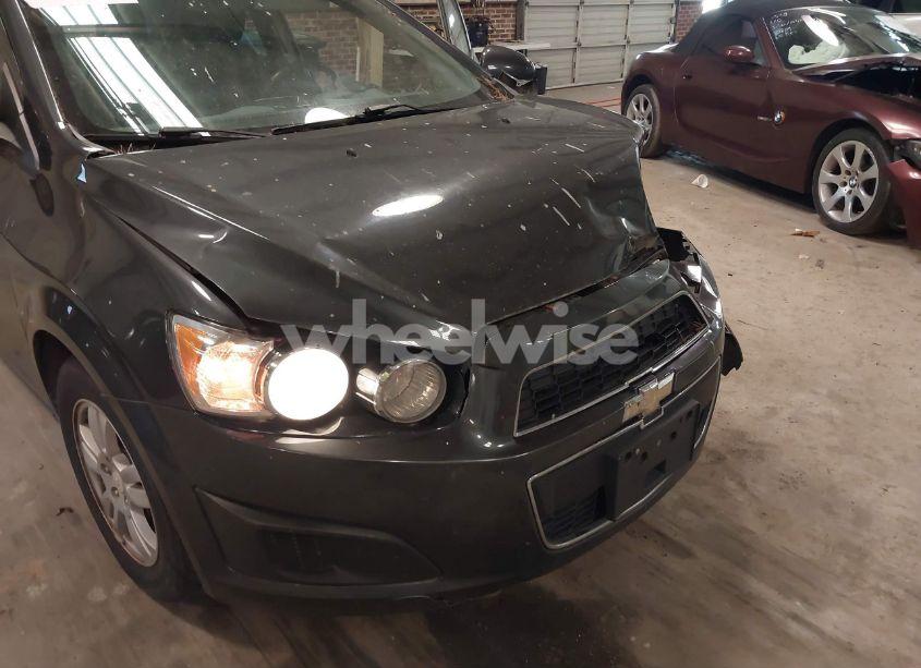 Photo 13 of 2016 Chevrolet Sonic LT AUTO (VIN 1G1JC5SHXG4138801)