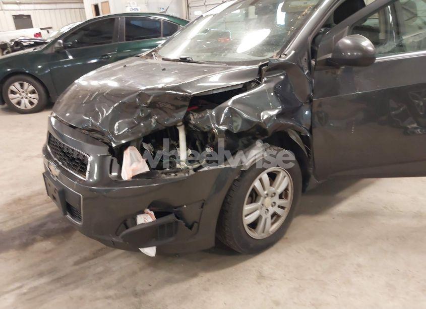 Photo 6 of 2016 Chevrolet Sonic LT AUTO (VIN 1G1JC5SHXG4138801)