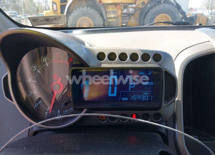 Photo 7 of 2016 Chevrolet Sonic LT AUTO (VIN 1G1JC5SHXG4141844)