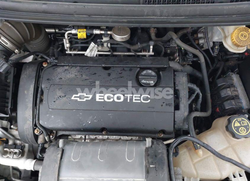 Photo 10 of 2014 Chevrolet Sonic (VIN 1G1JC6EH9E4204107)