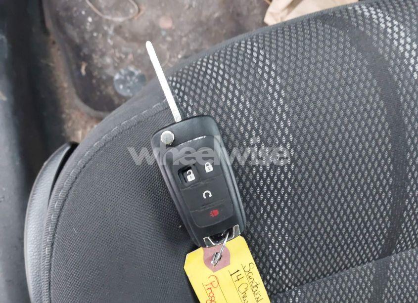 Photo 11 of 2014 Chevrolet Sonic (VIN 1G1JC6EH9E4204107)