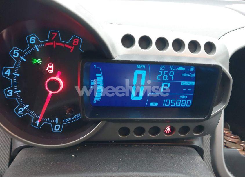 Photo 7 of 2014 Chevrolet Sonic (VIN 1G1JC6EH9E4204107)