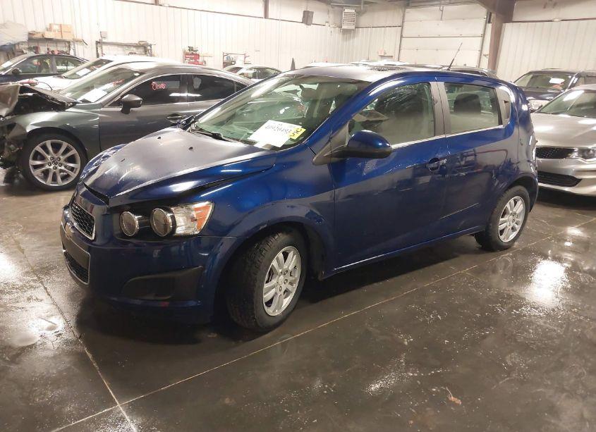 Photo 2 of 2014 Chevrolet Sonic LT AUTO (VIN 1G1JC6SB0E4208367)