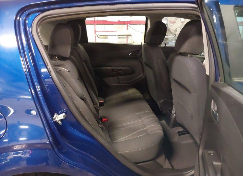 Photo 8 of 2014 Chevrolet Sonic LT AUTO (VIN 1G1JC6SB0E4208367)