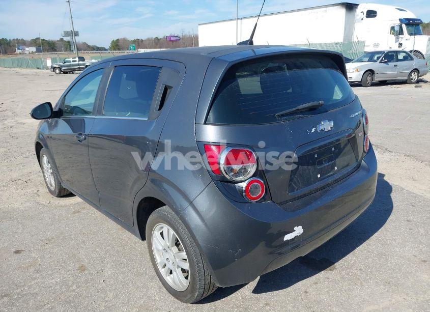 Photo 3 of 2013 Chevrolet Sonic LT AUTO (VIN 1G1JC6SB1D4164944)