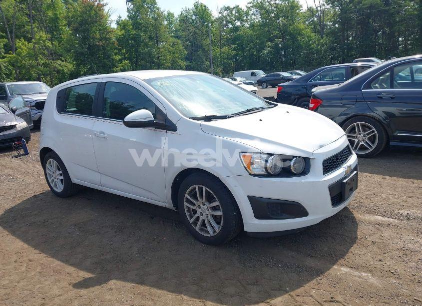 2015 Chevrolet Sonic LT AUTO (VIN 1G1JC6SB1F4148987) main photo