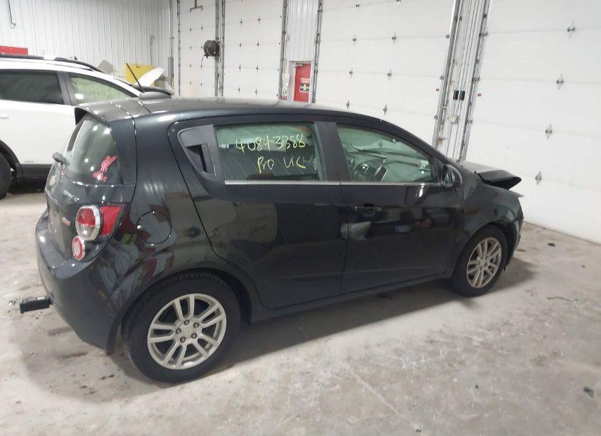 Photo 13 of 2015 Chevrolet Sonic LT AUTO (VIN 1G1JC6SB1F4152067)