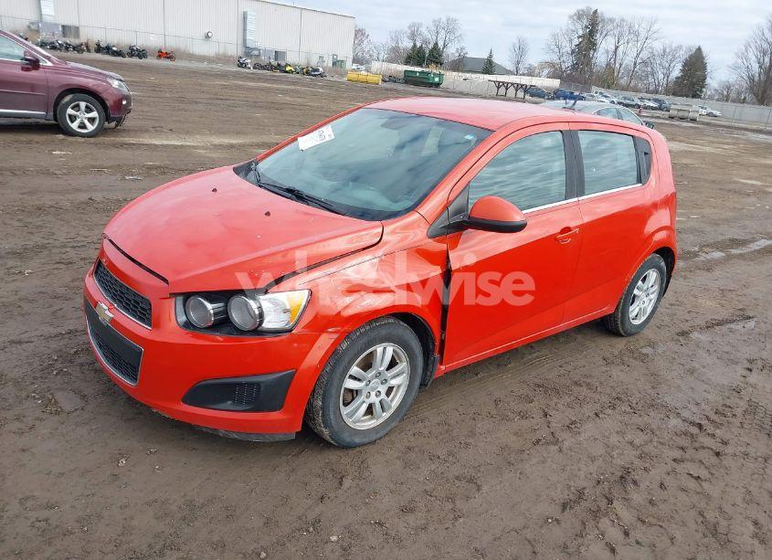 Photo 2 of 2013 Chevrolet Sonic LT AUTO (VIN 1G1JC6SB2D4179193)