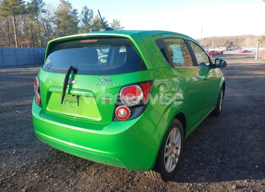 Photo 4 of 2015 Chevrolet Sonic LT AUTO (VIN 1G1JC6SB2F4151252)